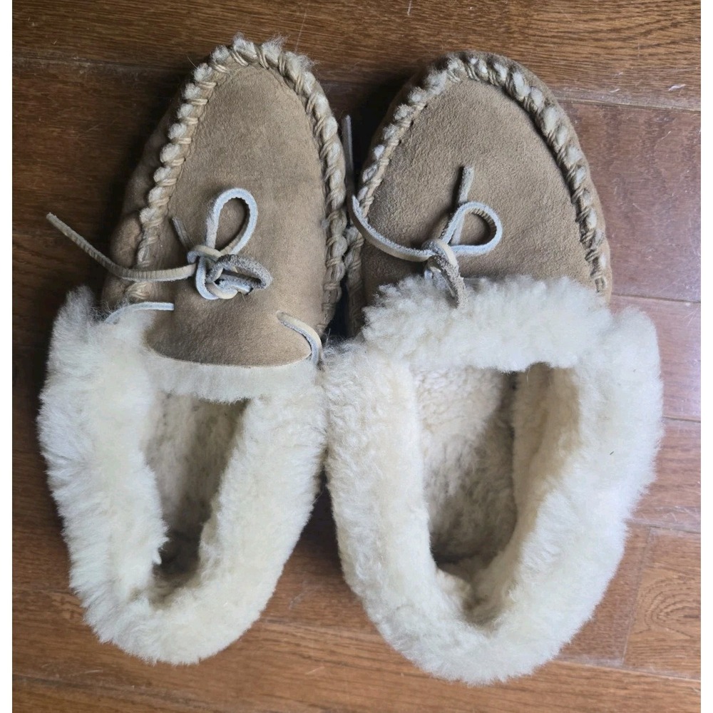 LL Bean Wicked Good Moccasin Slippers Womens Sz 7 Tan Sherpa-lined